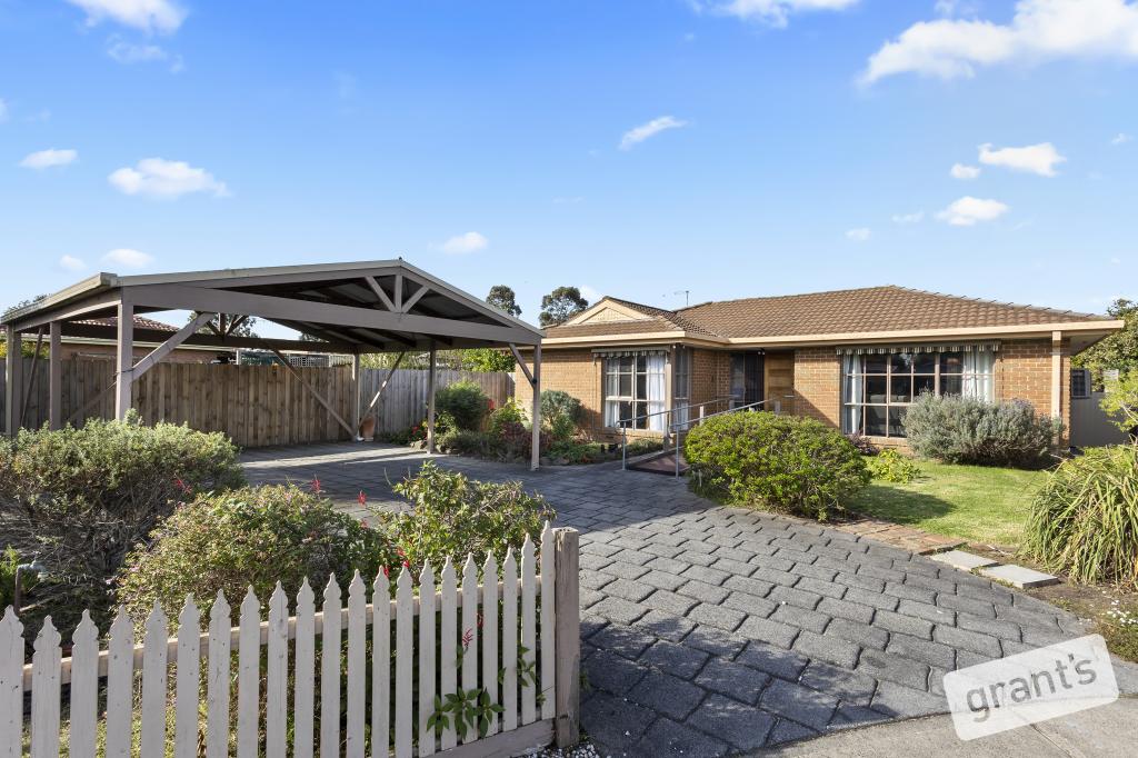 9 WILLUNGA CT, BERWICK, VIC 3806