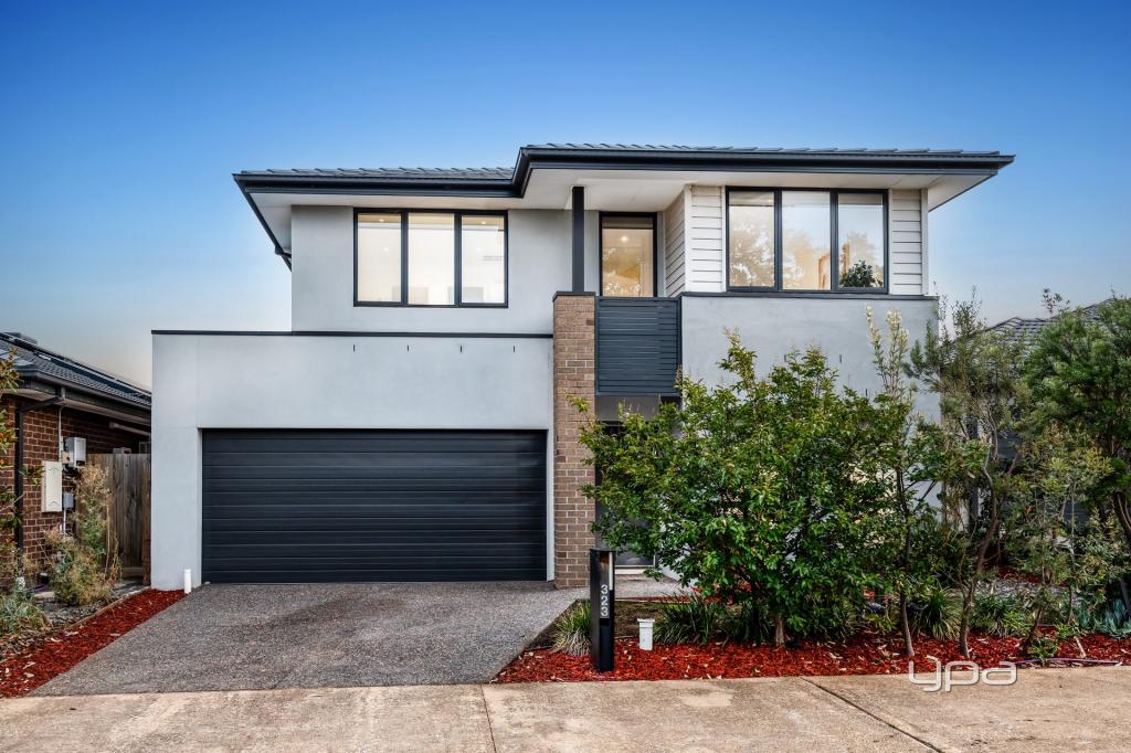 323 Frontier Ave, Aintree, VIC 3336