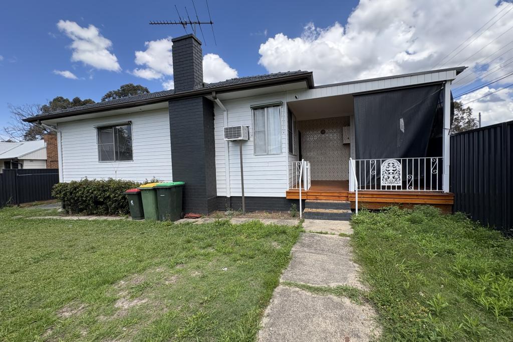 245 Clyde St, South Granville, NSW 2142