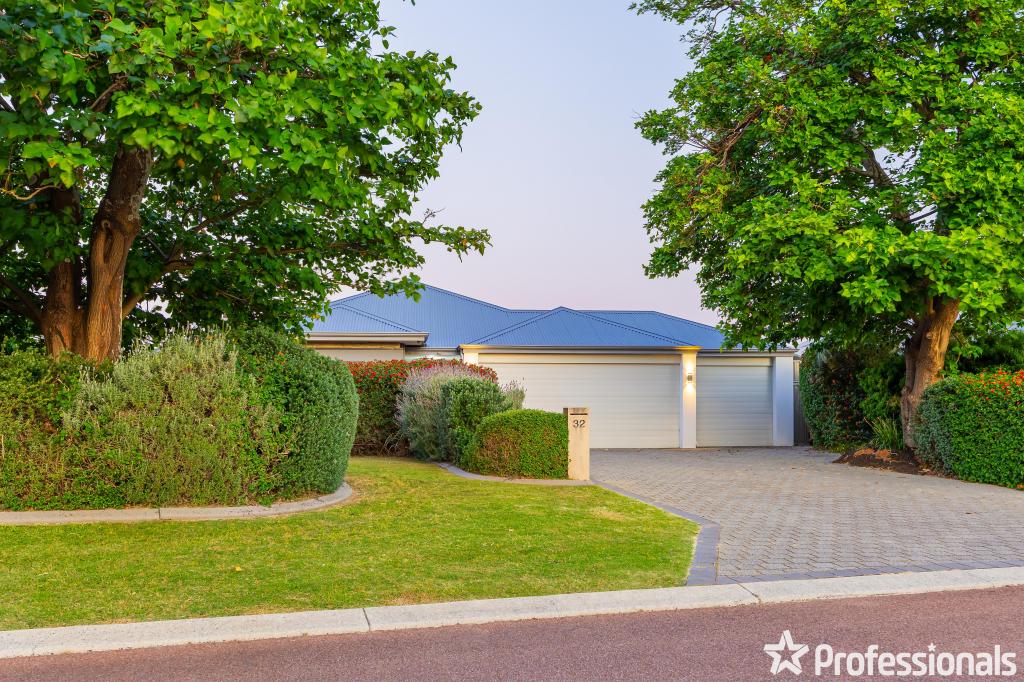 32 Mclachlan Turn, Byford, WA 6122