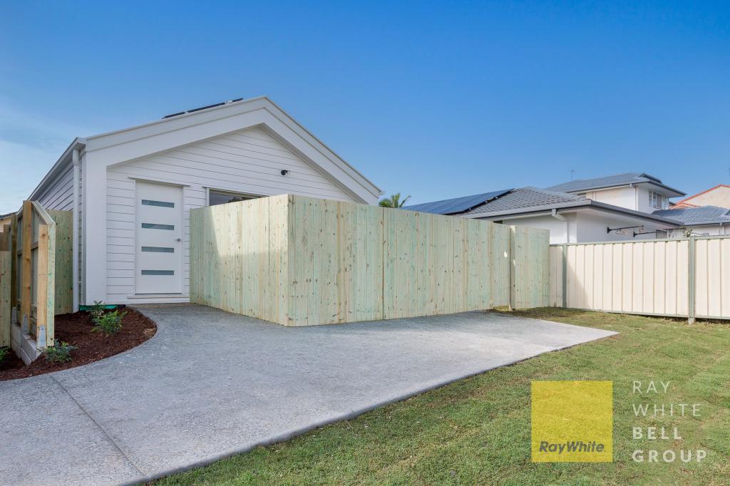 65a Wardoo St, Southport, QLD 4215