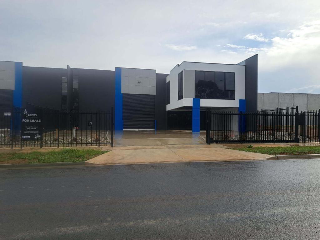 17 Target St, Melton, VIC 3337