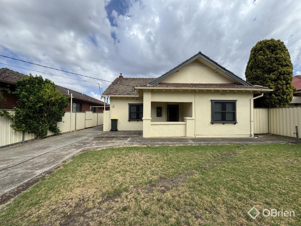 11 Walmer Ave, St Albans, VIC 3021