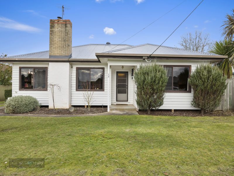 12 Miller St, Dumbalk, VIC 3956