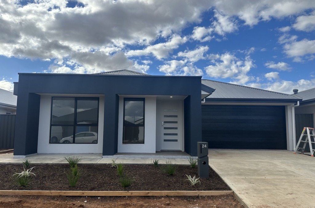 24 Barrit Rd, Munno Para Downs, SA 5115
