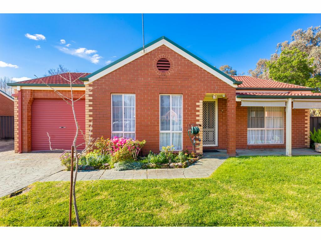 2/14 Graetz Ct, Lavington, NSW 2641