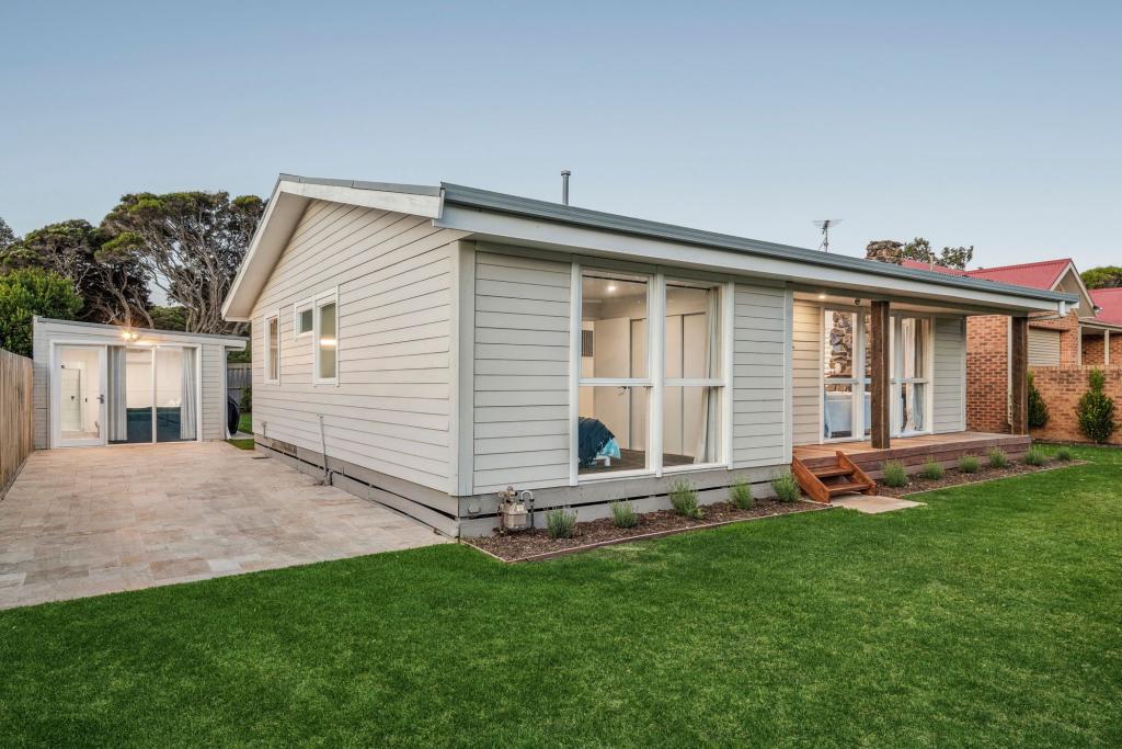 28 Ocean Rd, Point Lonsdale, VIC 3225