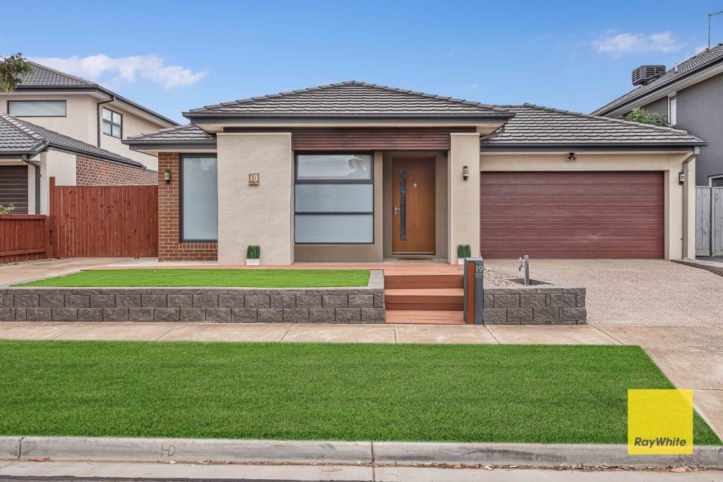 19 Kailash Rd, Werribee, VIC 3030