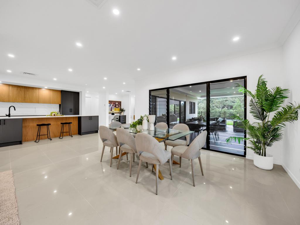 17 Vivian Pl, Samsonvale, QLD 4520
