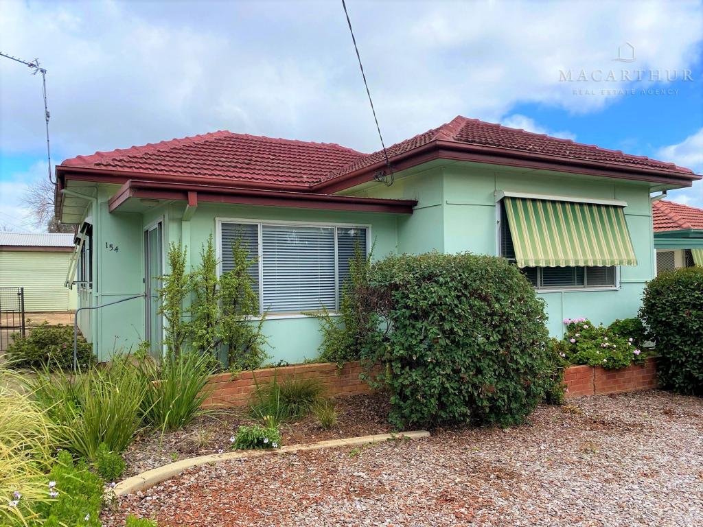 154 Fernleigh Rd, Mount Austin, NSW 2650