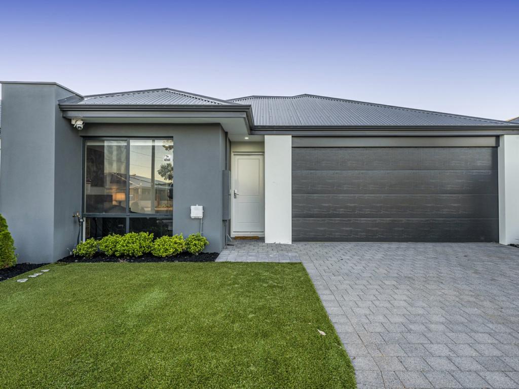 561 Wright Rd, Piara Waters, WA 6112