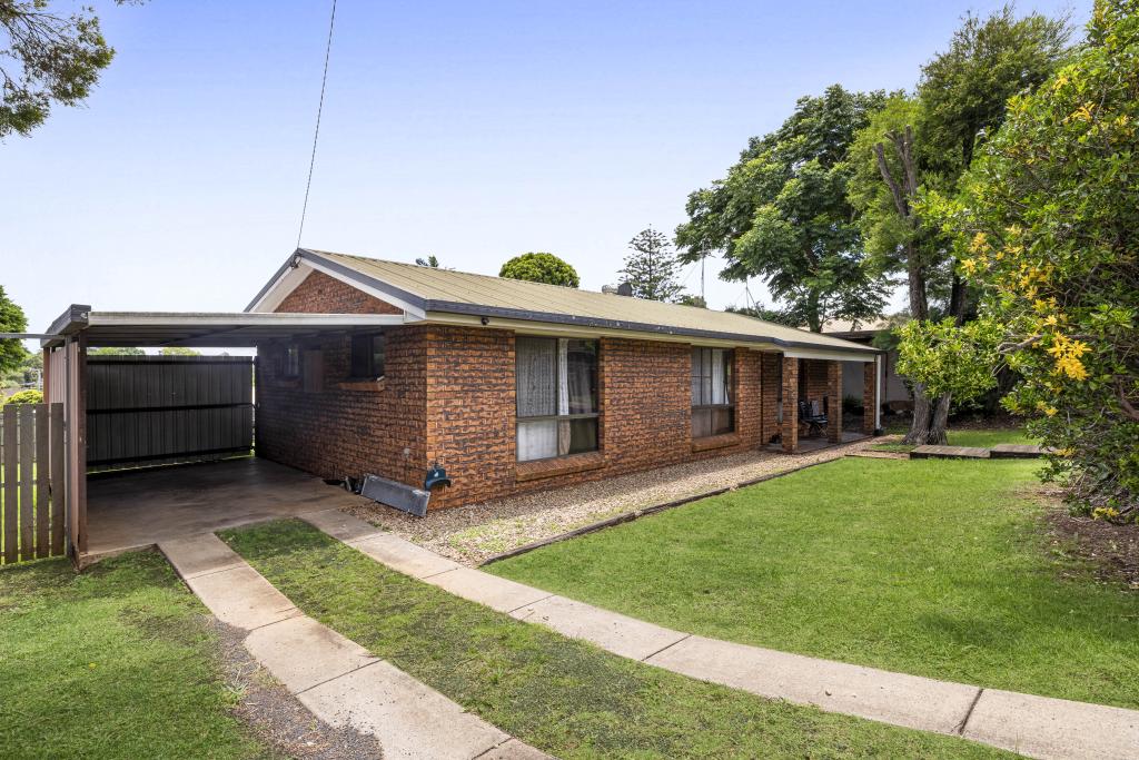 6 Melita Cres, Wilsonton Heights, QLD 4350