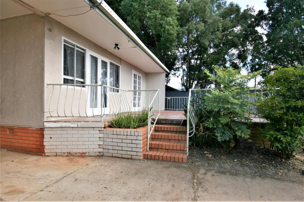 2/7 Warrener St, Nerang, QLD 4211