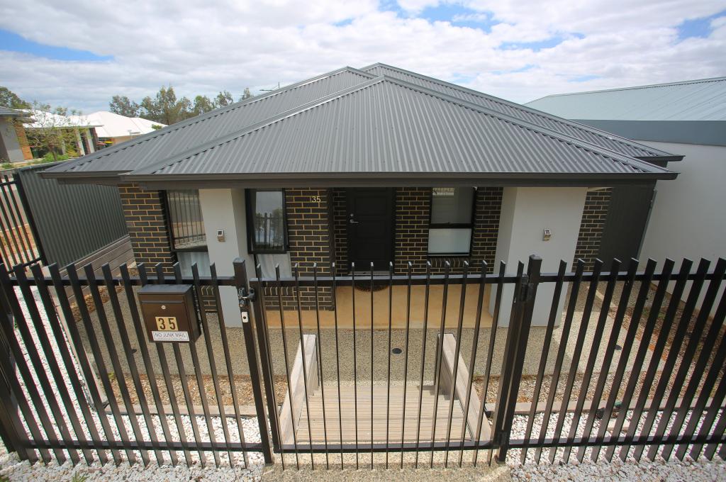 35 Pedlar Cl, Blakeview, SA 5114