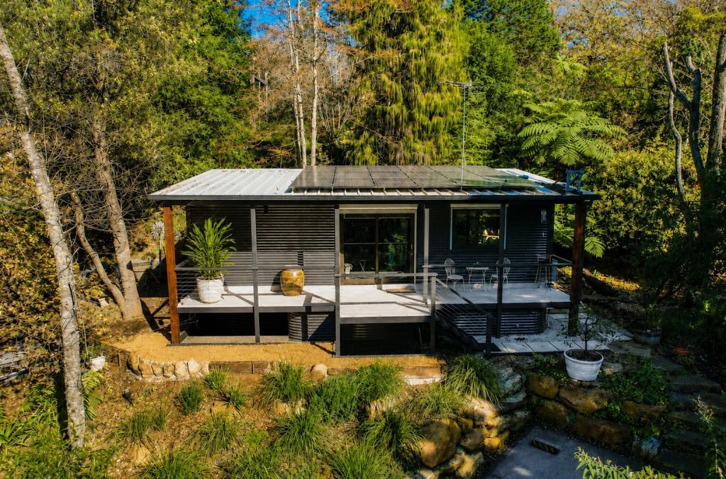 6 Rozelle St, Wentworth Falls, NSW 2782