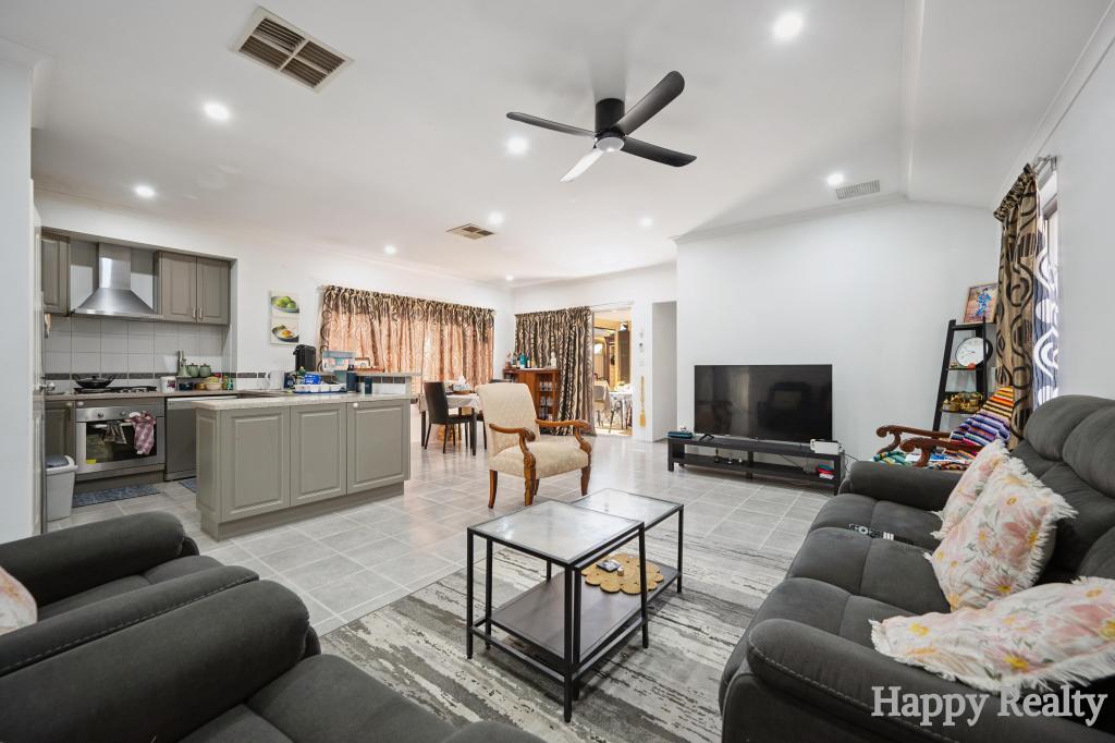 18 Parnell Way, Canning Vale, WA 6155