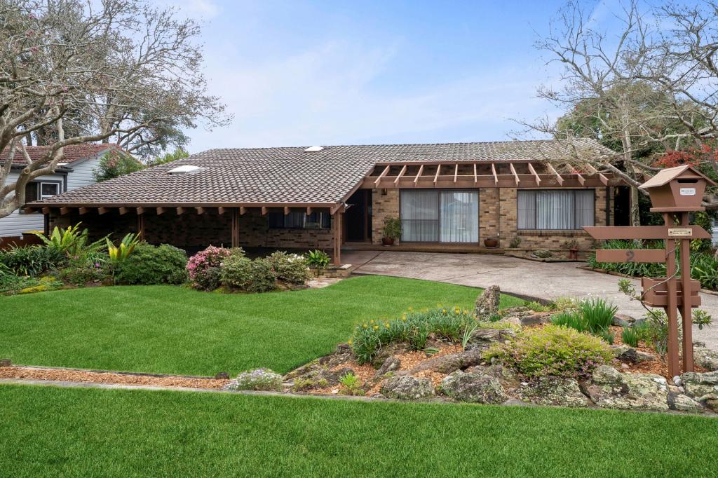 2 LAUREL CL, HORNSBY, NSW 2077