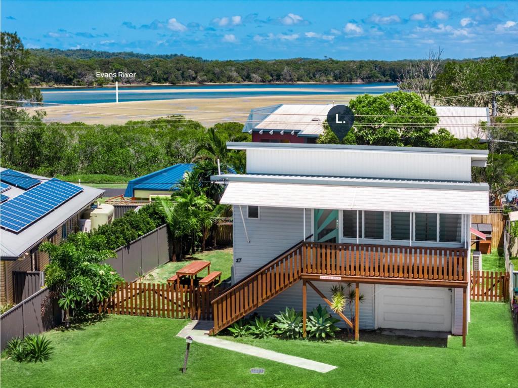 37 CHERRY ST, EVANS HEAD, NSW 2473