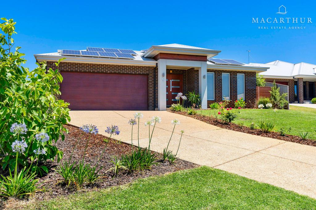 5 Glandore St, Bourkelands, NSW 2650