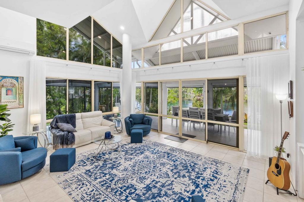 3 Ashaway/125 Santa Cruz Bvd, Clear Island Waters, QLD 4226