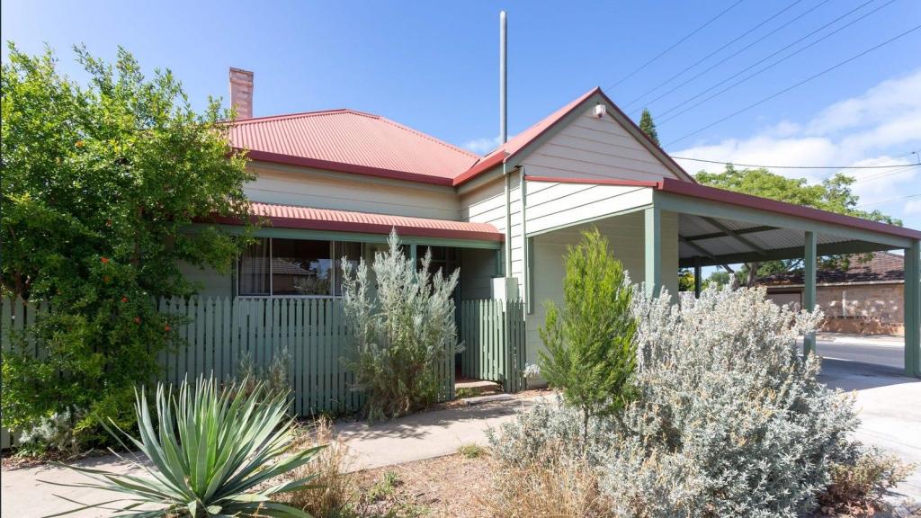 100 Mead St, Birkenhead, SA 5015