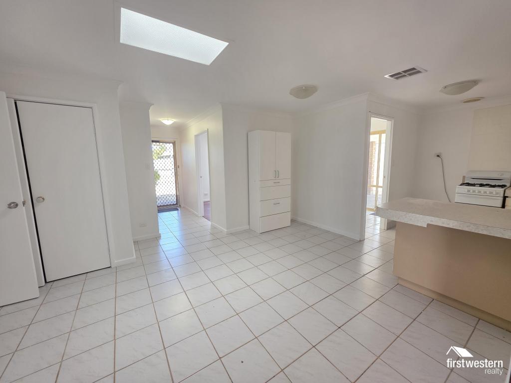 9 Nolan Pl, Beldon, WA 6027