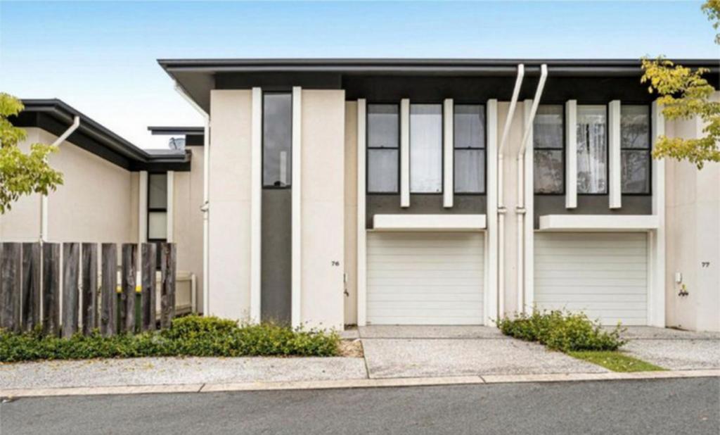 76/18 Archipelago St, Pacific Pines, QLD 4211