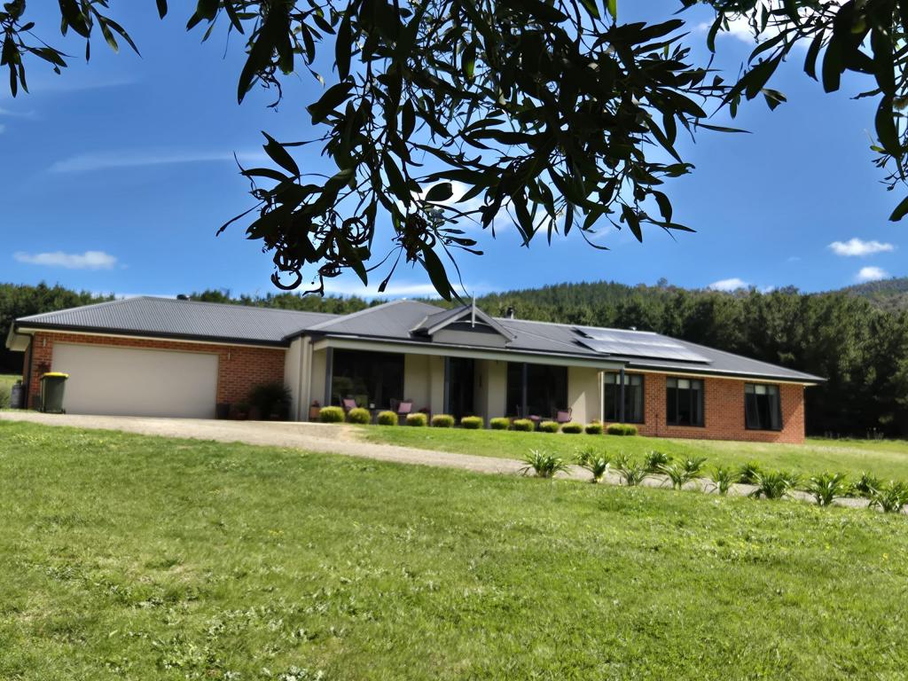 339 Myrtleford-Stanley Rd, Mudgegonga, VIC 3737