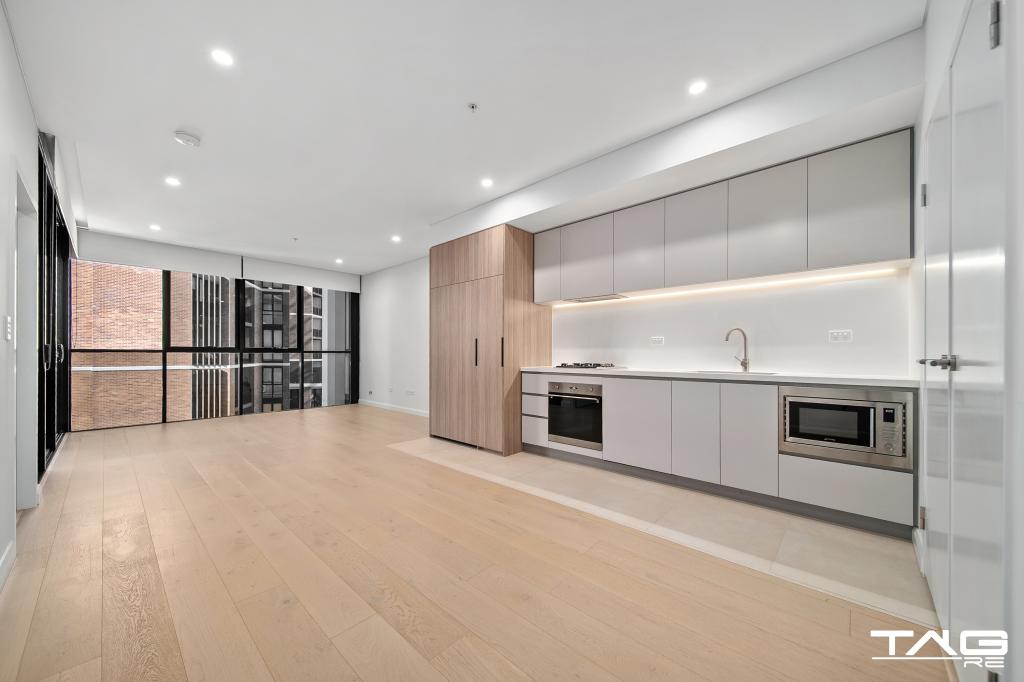 543/9 Maple Tree Rd, Westmead, NSW 2145