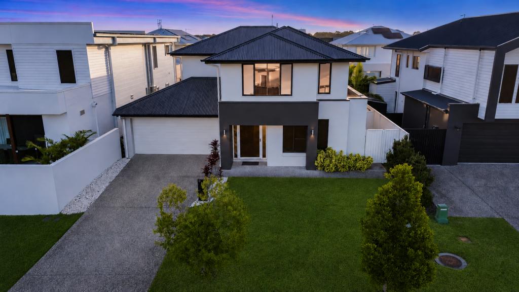 9 Shoalwater Cct, Pelican Waters, QLD 4551