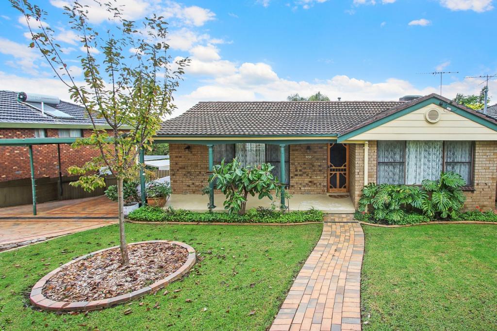 433 Colley St, Lavington, NSW 2641