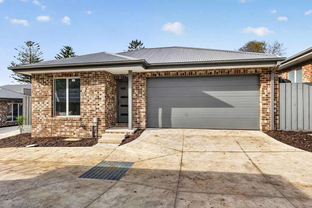 7/25 EOTHEN LANE, KILSYTH, VIC 3137