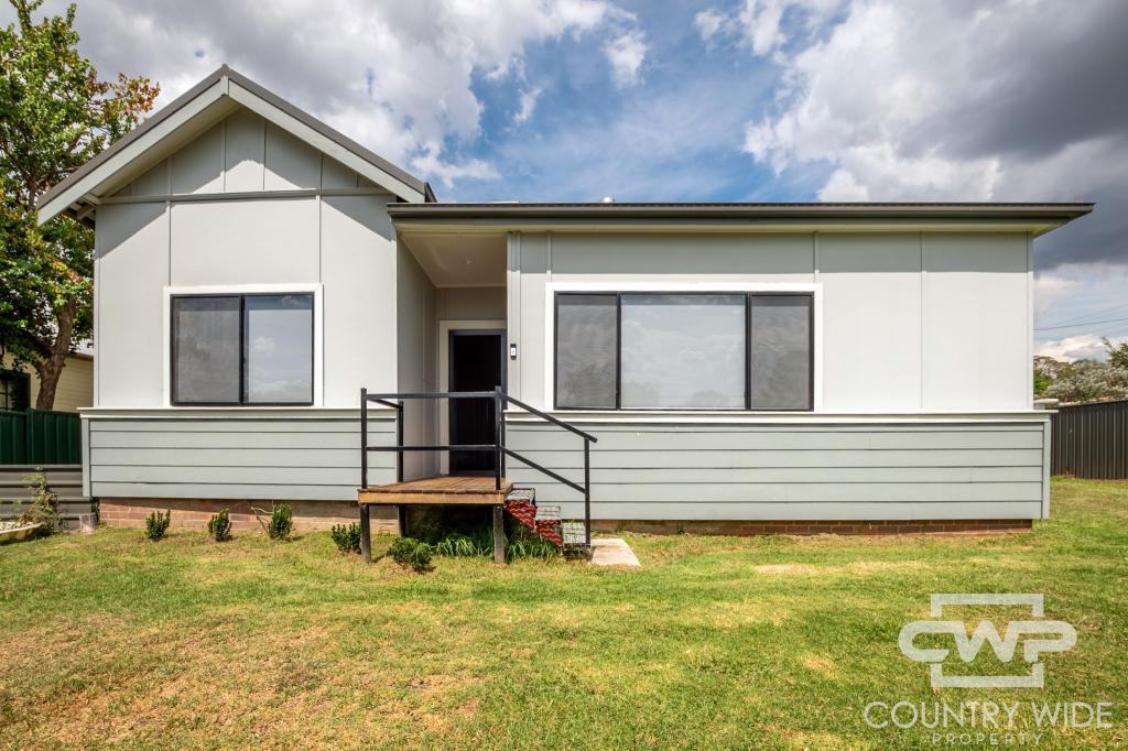 149 HUNTER ST, GLEN INNES, NSW 2370