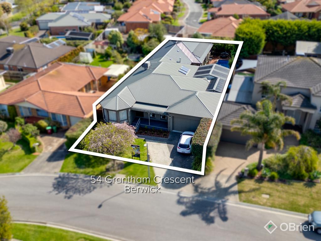 54 Grantham Cres, Berwick, VIC 3806