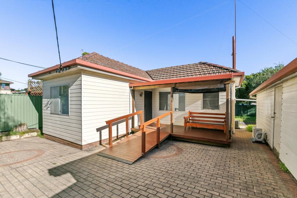 93 Oakland Ave, The Entrance, NSW 2261