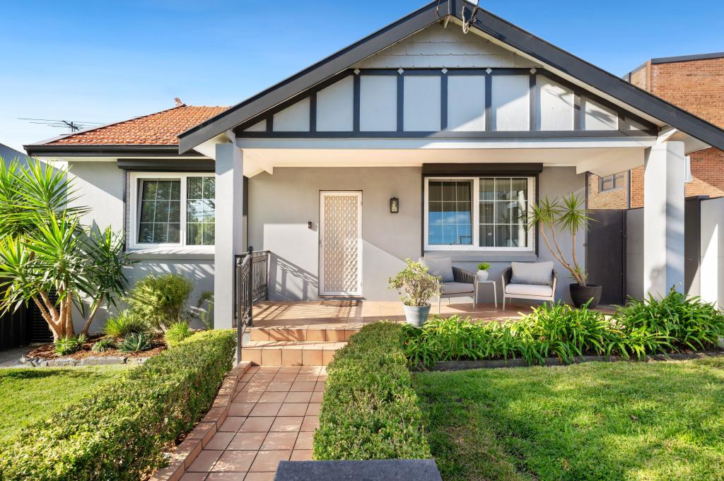 2 BYRNE AVE, DRUMMOYNE, NSW 2047