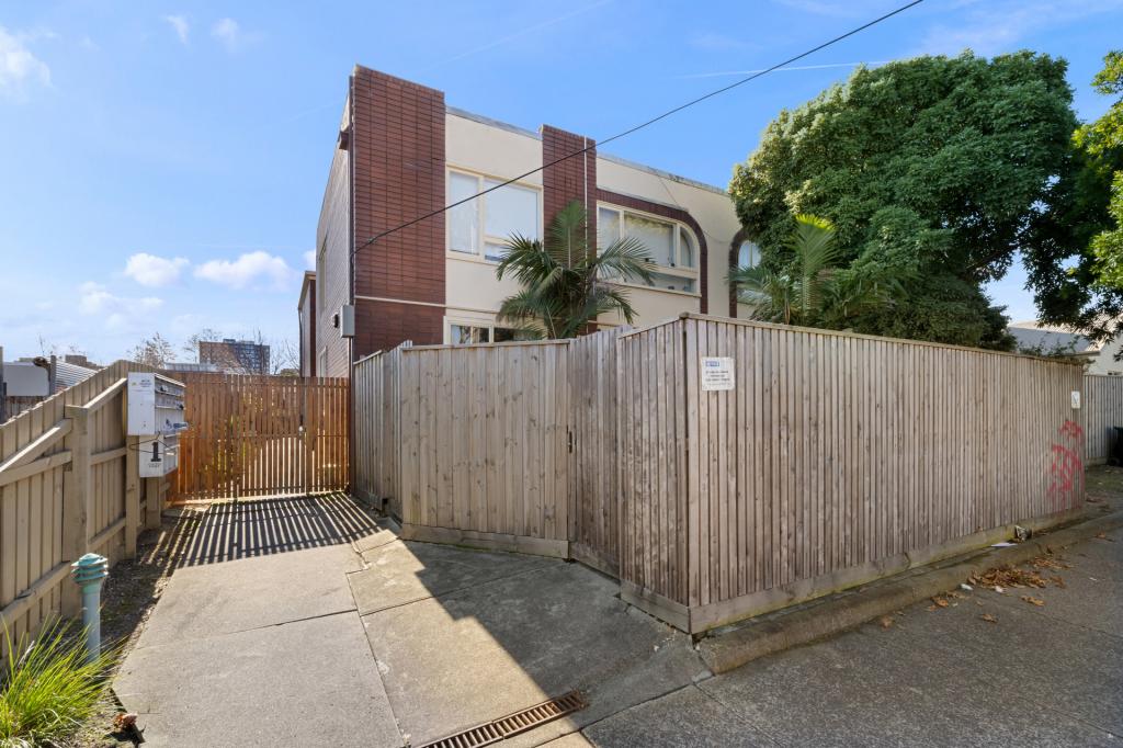 12/1 Collins St, Thornbury, VIC 3071