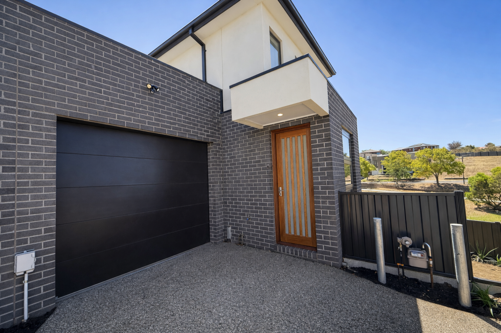 4/19 Norcal Ct, Greenvale, VIC 3059