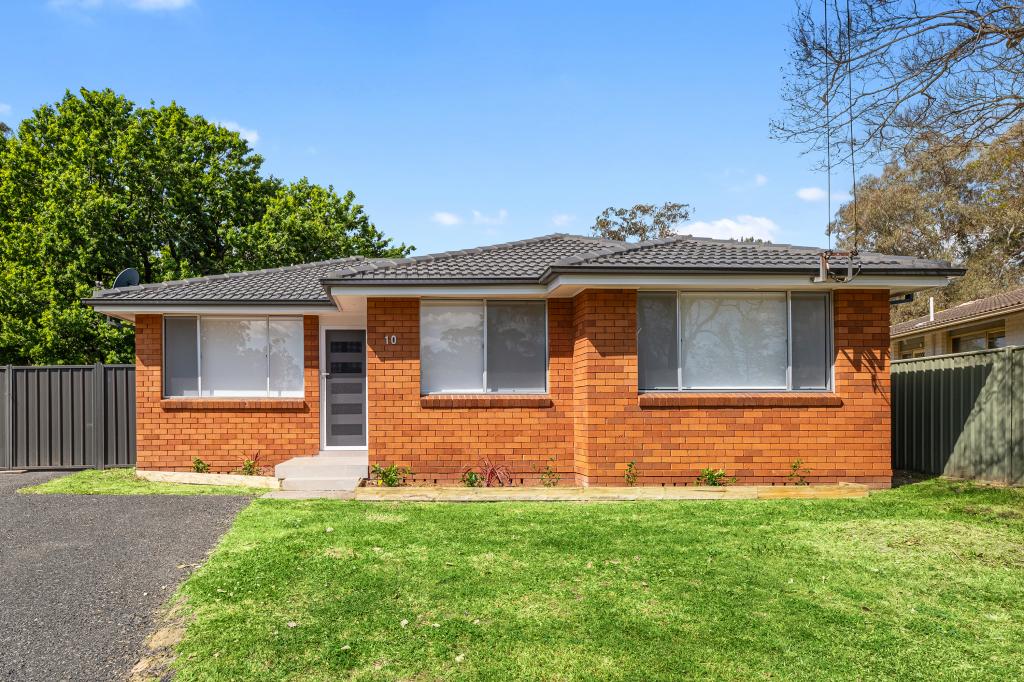 10 ATKINS CRES, HOBARTVILLE, NSW 2753