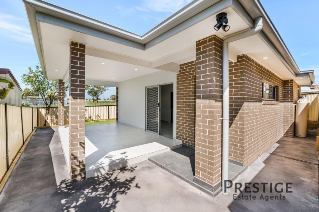 7a Bulbul Ave, Green Valley, NSW 2168