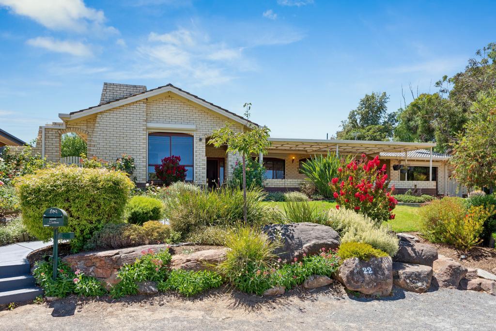 22 Broadmeadow Dr, Flagstaff Hill, SA 5159