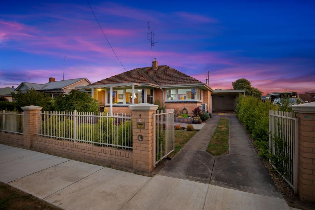 5 Leith St, Redan, VIC 3350