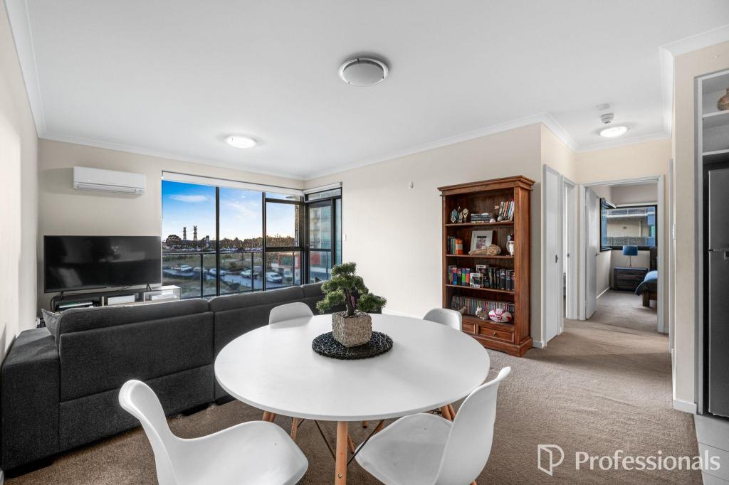 402/25 Malata Cres, Success, WA 6164