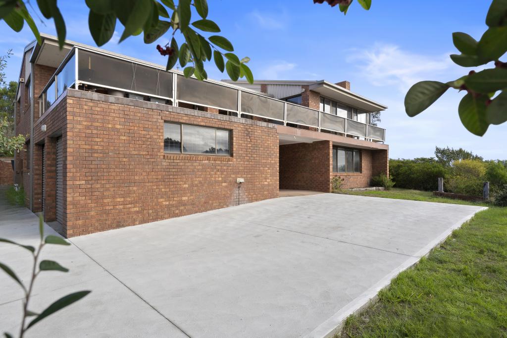 2 Tanderra St, Rye, VIC 3941
