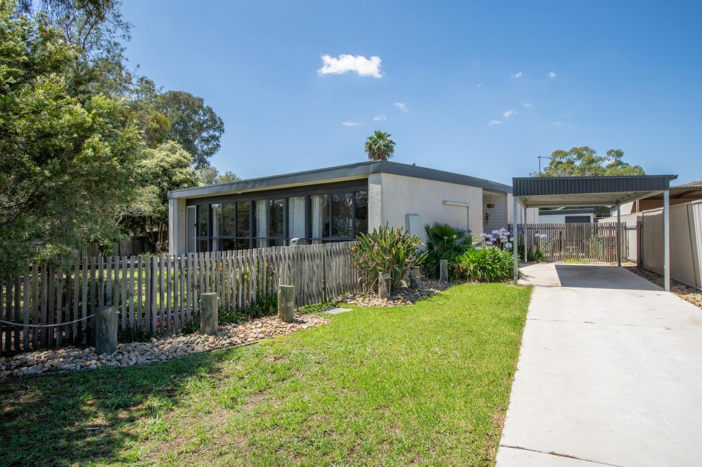 4 Granya Ct, Thurgoona, NSW 2640