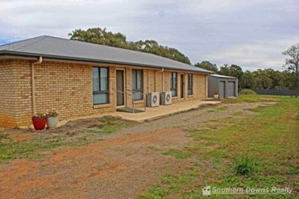 163 Wallace St, Warwick, QLD 4370