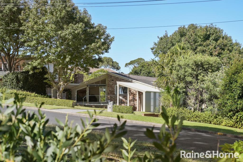 101 Bannister Head Rd, Mollymook Beach, NSW 2539