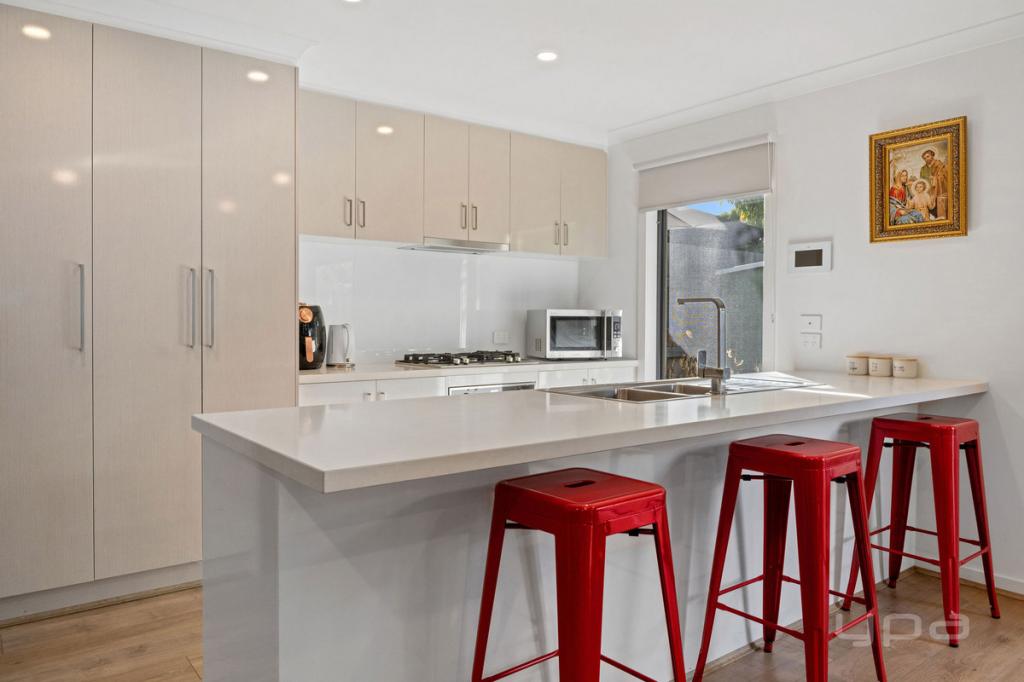 2/307 Eastbourne Rd, Capel Sound, VIC 3940