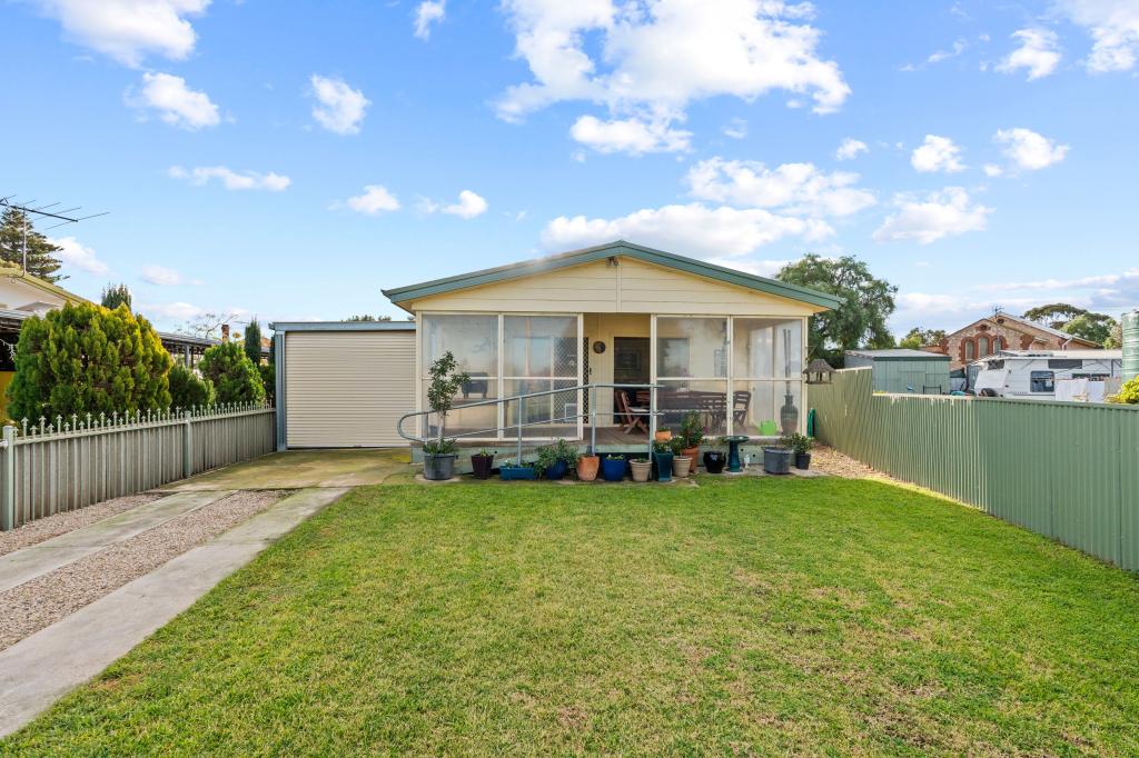 12 Drake Cres, Port Wakefield, SA 5550