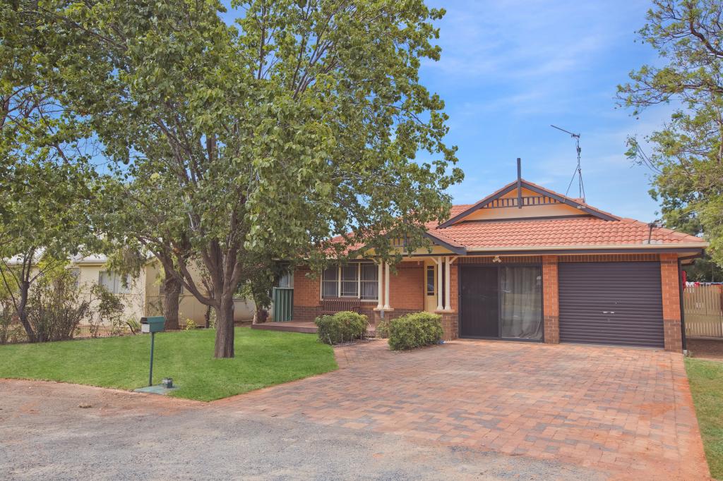 24a Merrigal St, Griffith, NSW 2680